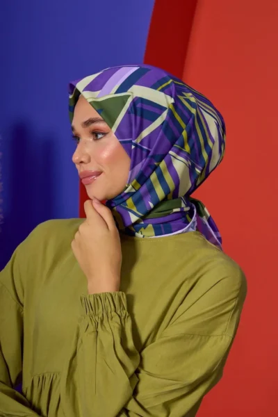Marrakech Koleksiyon Mor Menekşe Soft Eşarp Detaylı Görünüm