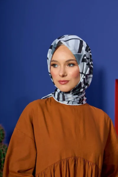 Marrakech Koleksiyon Soft Eşarp Siyah Açık Gri modern geometrik desenli