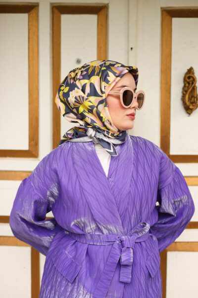 ZEYSEL MODA Silk Home Twill İpek Eşarp mor floral desenli, 90x90cm